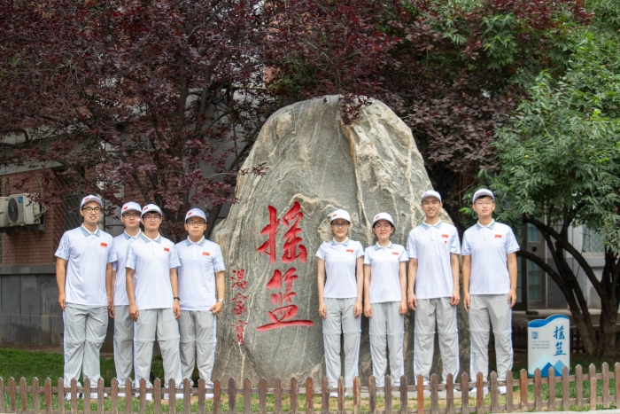 能源学子参加庆祝中国共产党成立100周年志愿服务合影2 能源学子参加庆祝中国共产党成立100周年志愿服务合影2